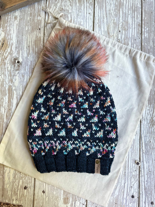 Merino wool knit hat with faux fur Pom