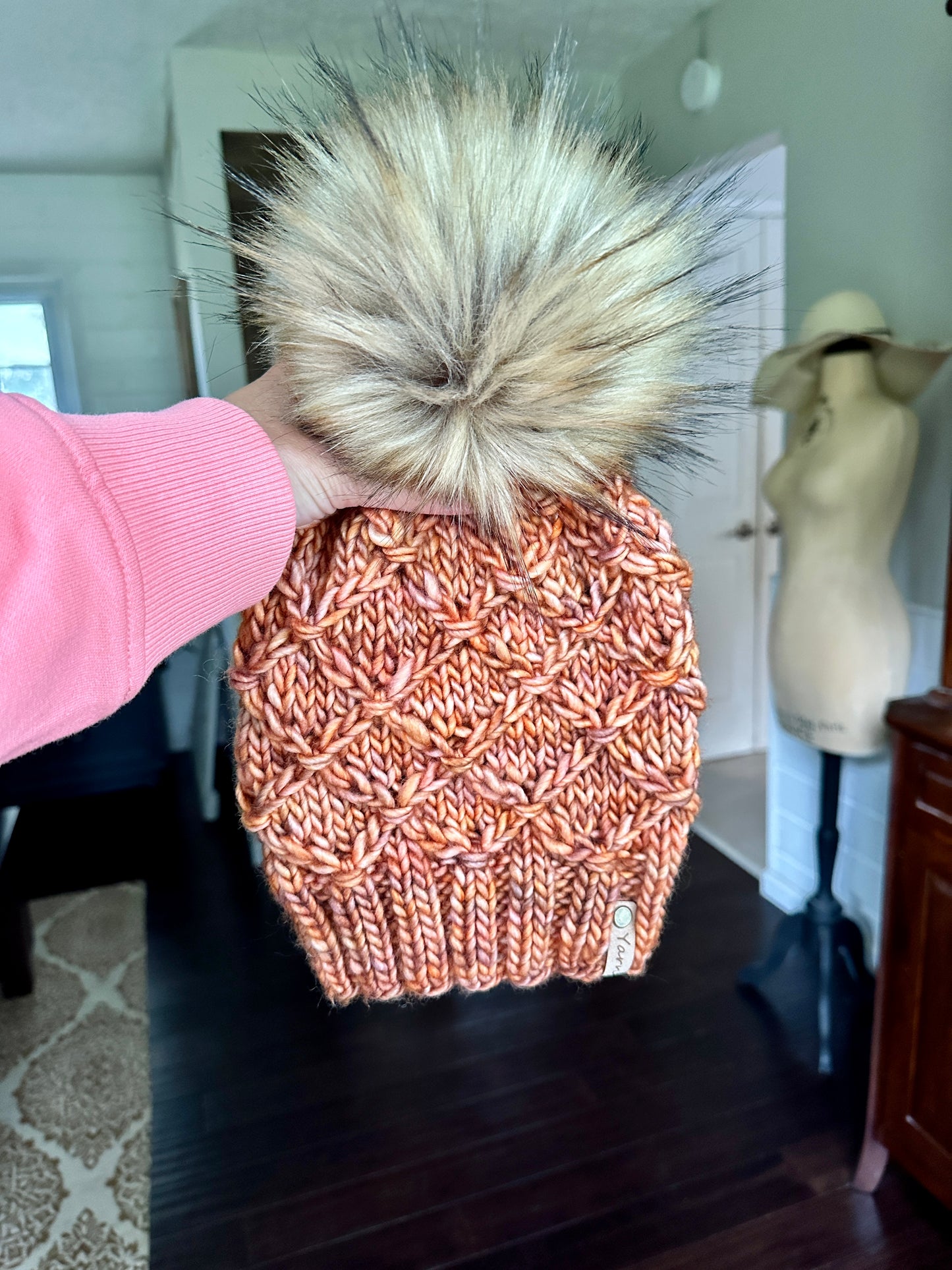 Merino wool knit hat with faux fur Pom