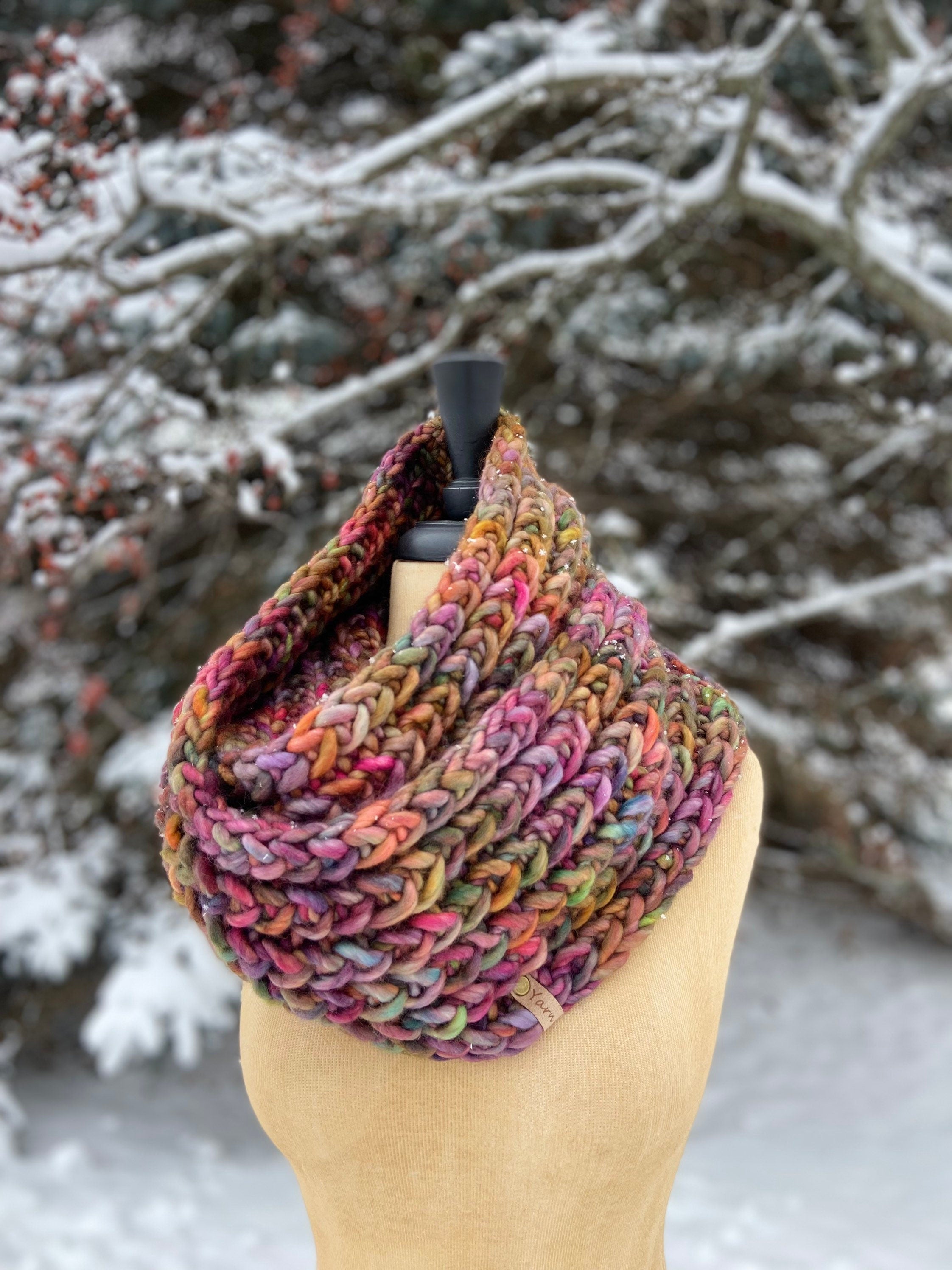 Luxurious store Hand Knit Cowl Scarf - MAR Y ALGAS