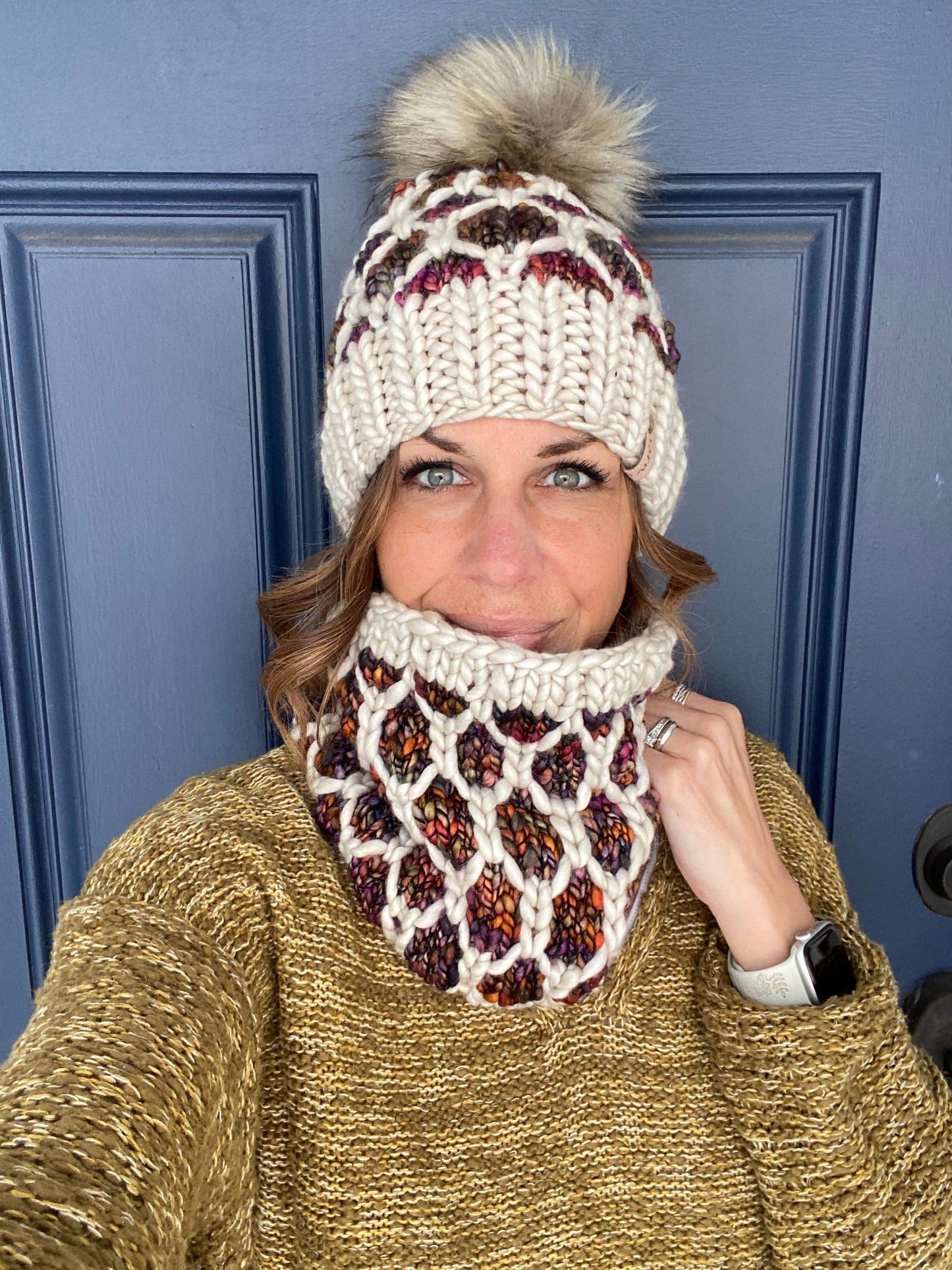 Merino wool knit cowl